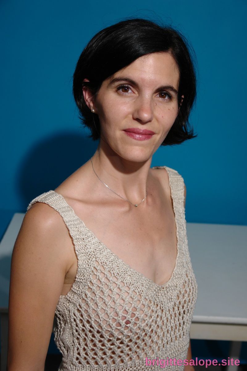 Femme au crochet — Brigitte la Salope