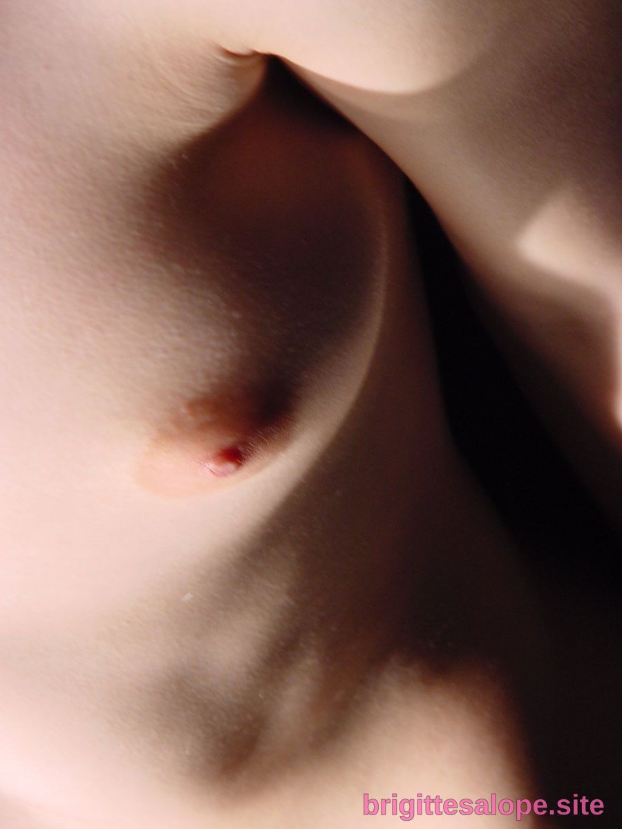 Intime et sensuel (photo 1013) — Brigitte la Salope