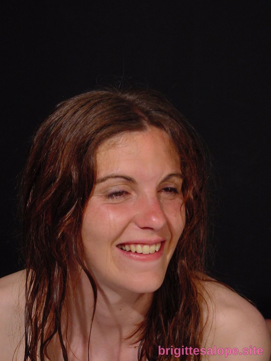 Rire Naturel — Brigitte la Salope