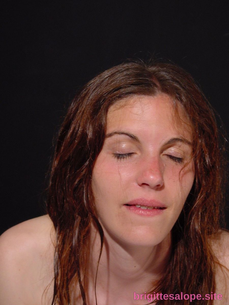 Portrait intime (photo 1162) — Brigitte la Salope