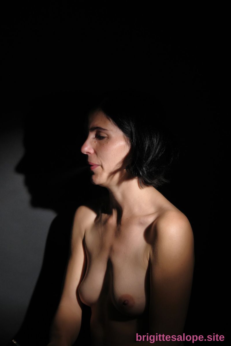 Portrait noir et lumière — Brigitte la Salope