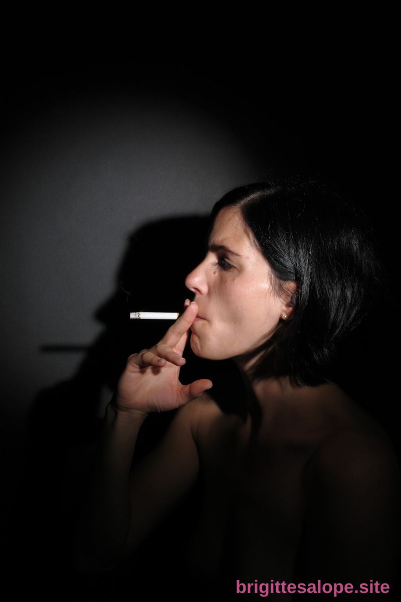 Portrait nocturne (photo 1536) — Brigitte la Salope