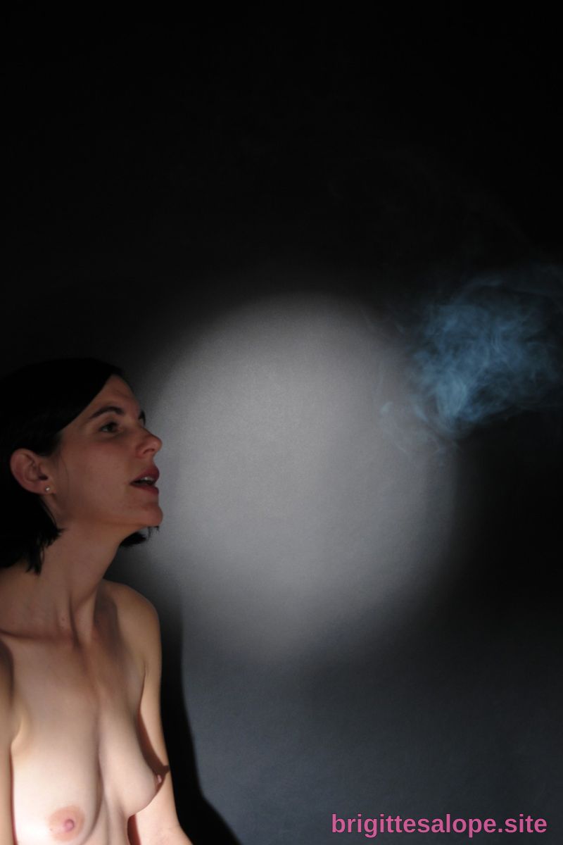 Portrait nocturne (photo 1581) — Brigitte la Salope