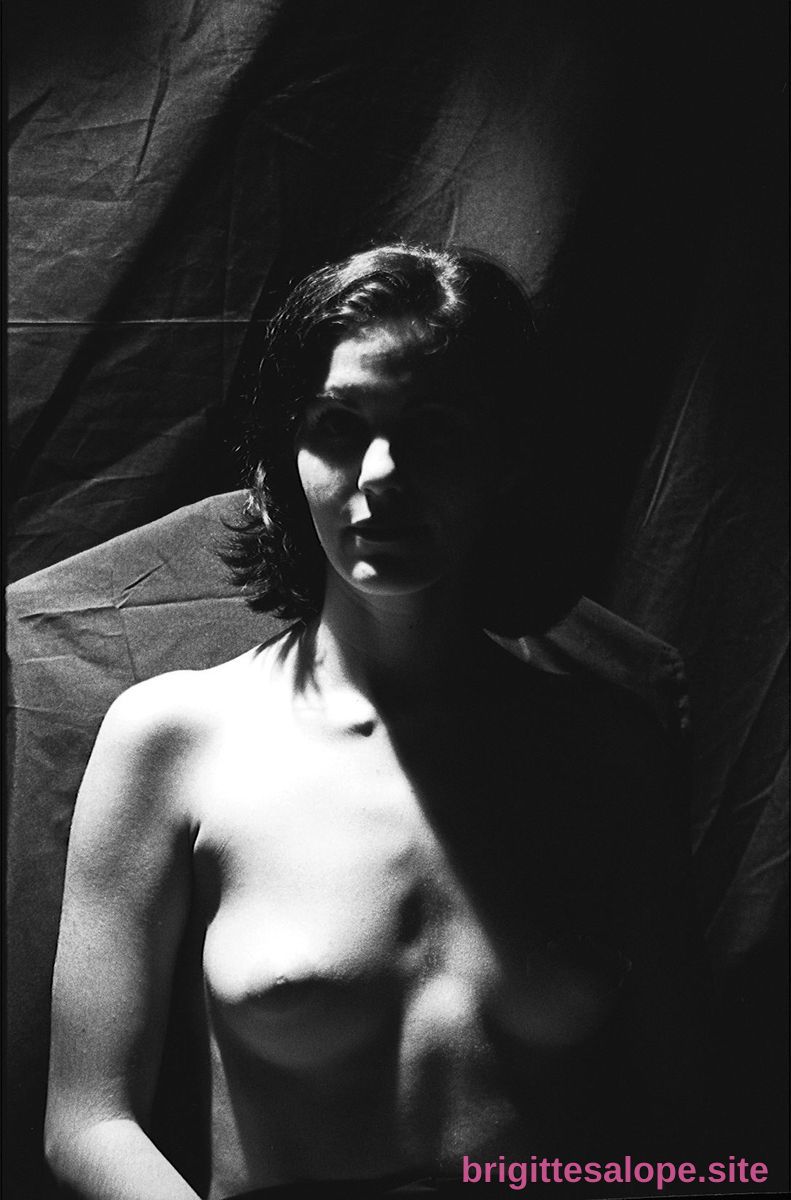 Portrait noir et blanc (photo 2420) — Brigitte la Salope