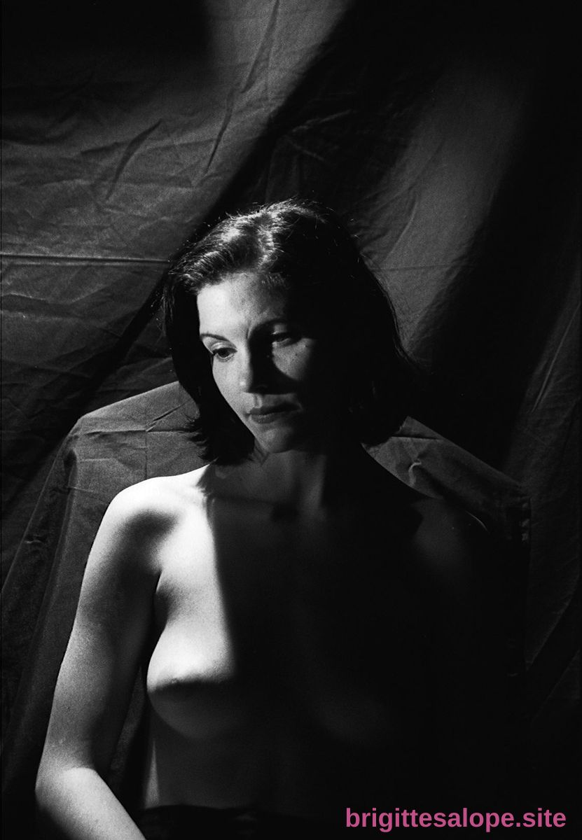 Portrait noir et blanc (photo 2423) — Brigitte la Salope