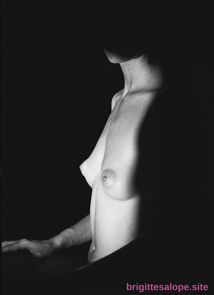 Portrait noir et blanc (photo 2440) — Brigitte la Salope