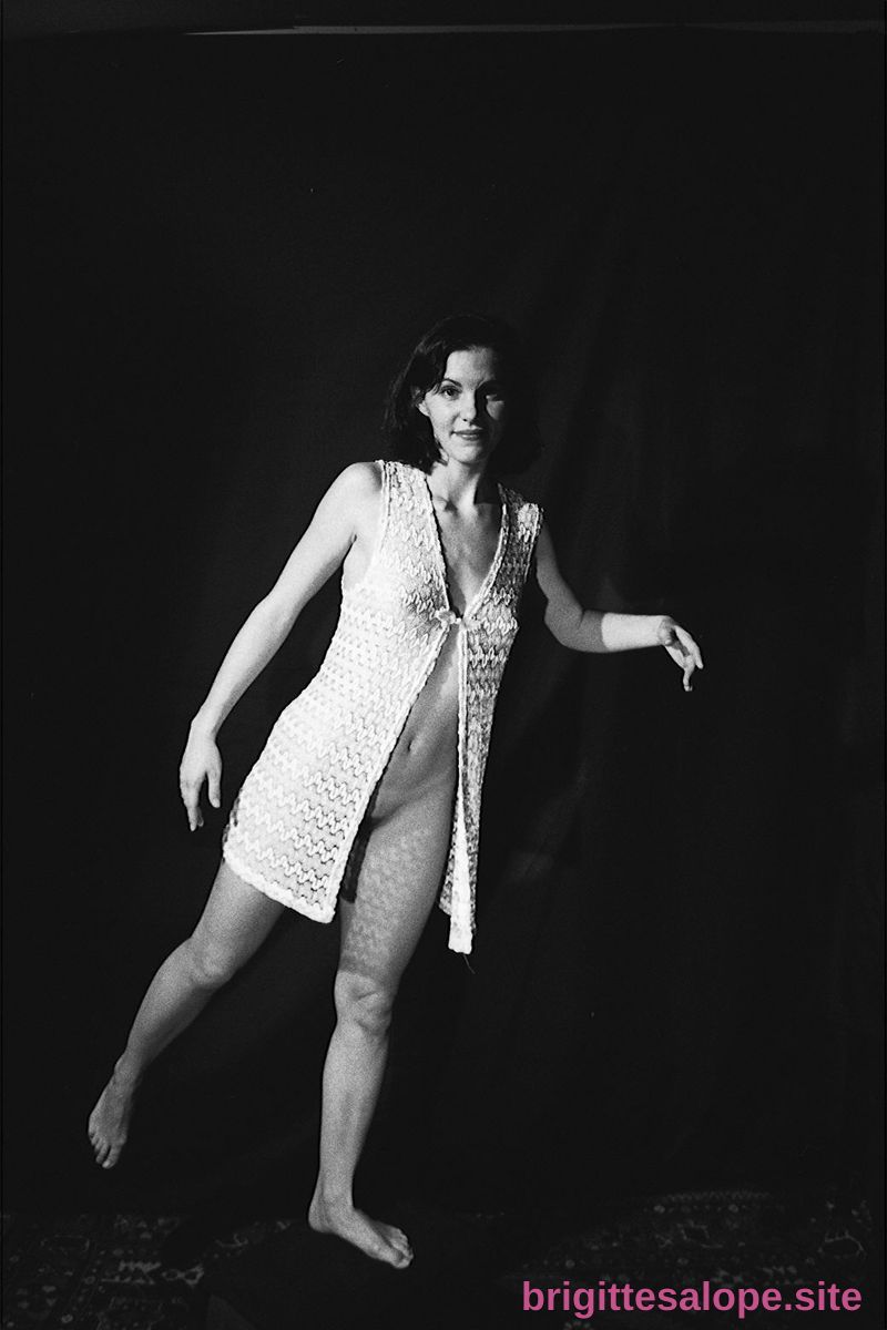 Dance nocturne (photo 2459) — Brigitte la Salope