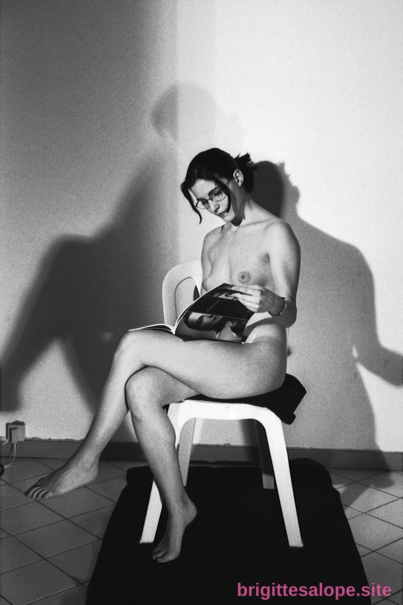 Nu en noir et blanc (photo 2571) — Brigitte la Salope
