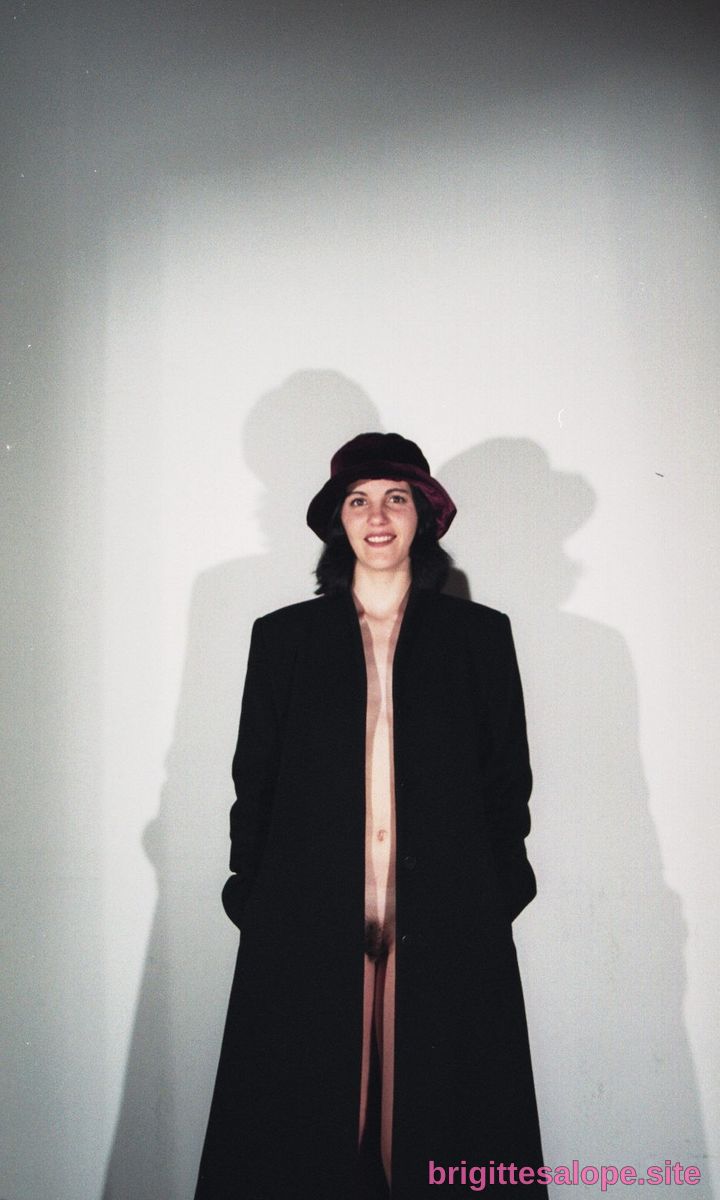 Portrait éclairé (photo 2595) — Brigitte la Salope