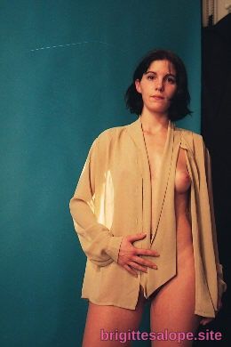 Photo sensuelle (photo 2717) — Brigitte la Salope