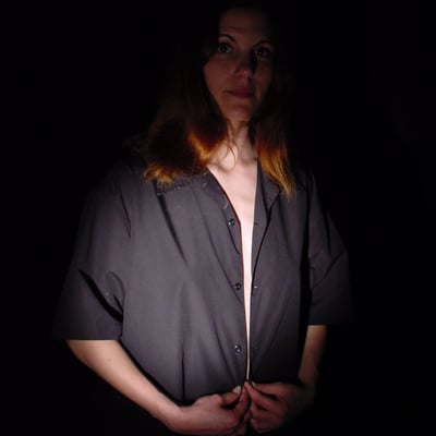 Portrait sombre — Brigitte la Salope