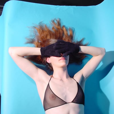 Réveil sous le soleil — Brigitte la Salope
