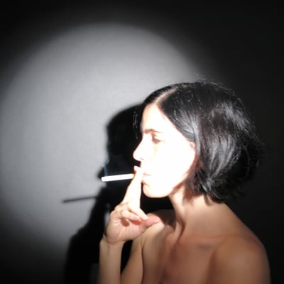 Portrait de profil lumineux (photo 1522) — Brigitte la Salope