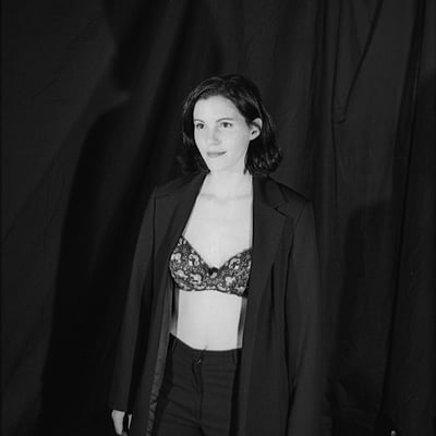 Portrait noir et blanc (photo 2409) — Brigitte la Salope