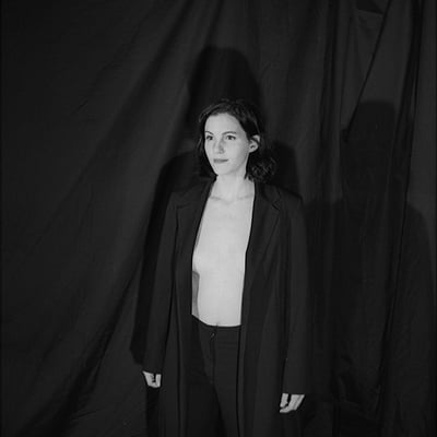 Portrait noir et blanc (photo 2413) — Brigitte la Salope