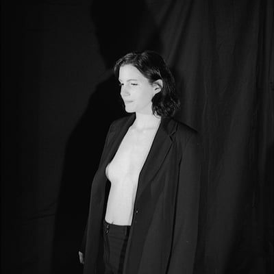 Portrait noir et blanc (photo 2414) — Brigitte la Salope