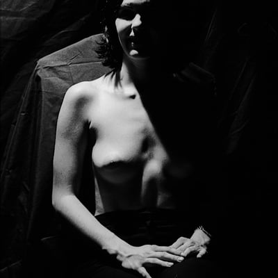 Éclipse de lumière — Brigitte la Salope