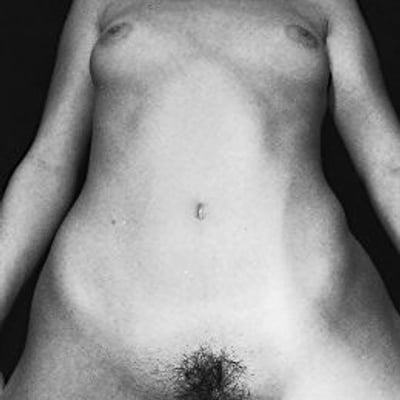 Nude femme en noir et blanc (photo 2638) — Brigitte la Salope